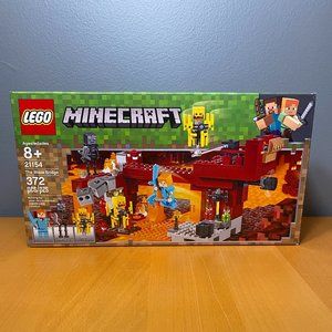 LEGO Minecraft The Blaze Bridge 21154 (370 Piece)